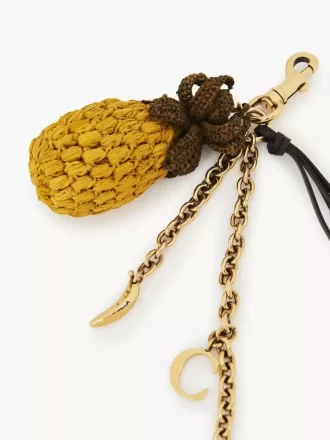 Ananas-Taschenanhänger aus Bast, Metall und Leder