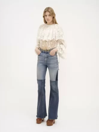 Ausgestellte Patchwork-Jeans aus Denim
