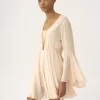 Ausgestelltes Minikleid aus Seidengeorgette