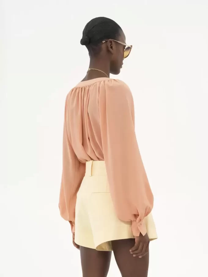 Bluse mit U-Ausschnitt aus Crêpe de Chine