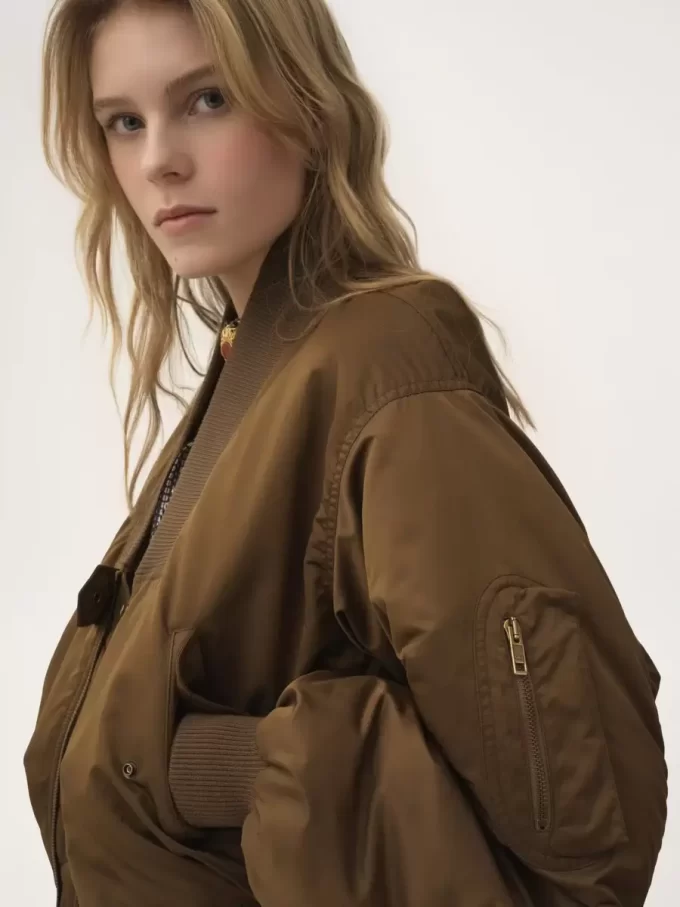 Bomberjacke aus Nylon Bomberjacke aus Nylon