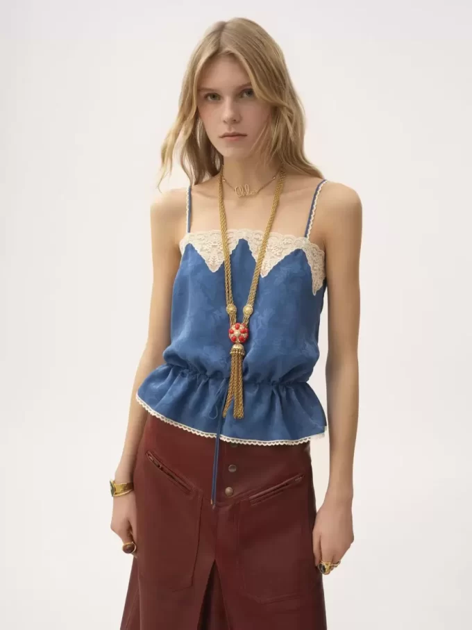 Camisole-Top mit Kordelzug aus Seidenjacquard und Spitze Camisole-Top mit Kordelzug aus Seidenjacquard und Spitze