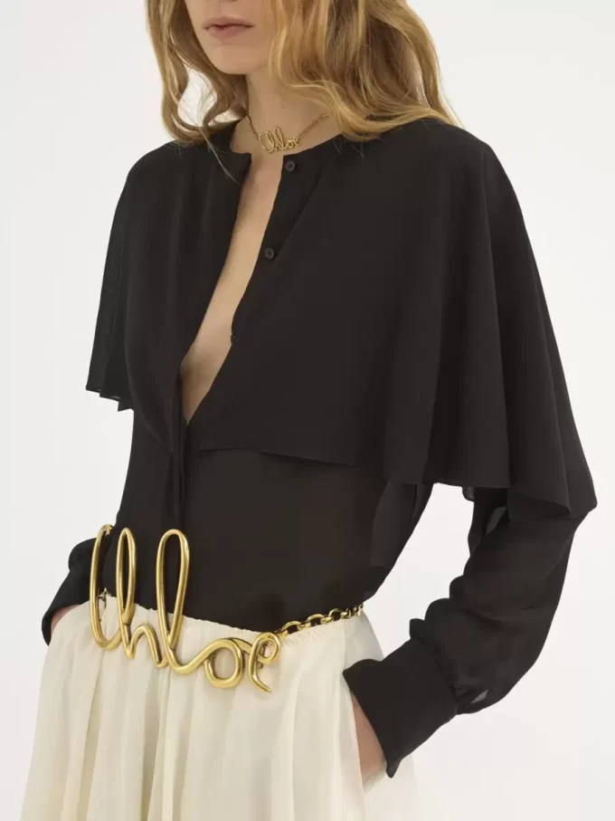 Cape-Bluse aus Seiden-Georgette Cape-Bluse aus Seiden-Georgette
