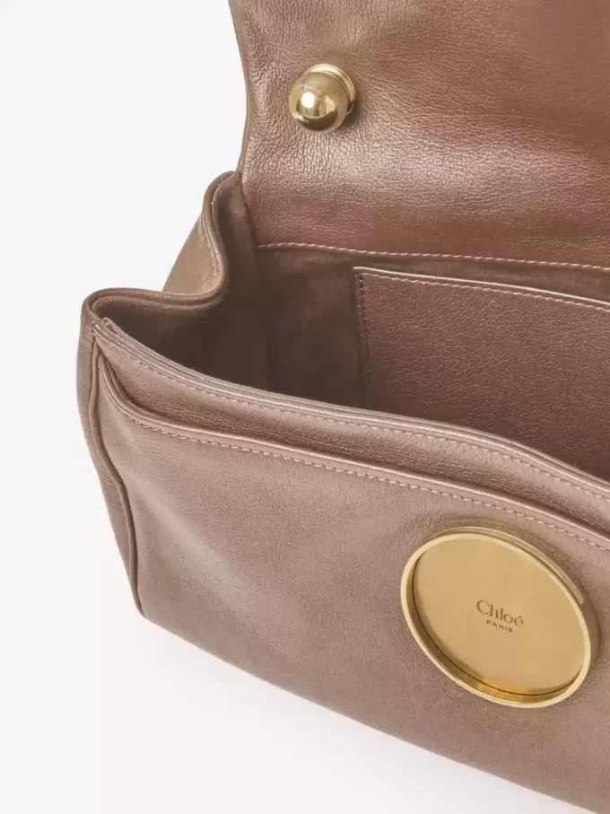 Chloé Heritage Umhängetasche aus genarbtem Leder Chloé Heritage Umhängetasche aus genarbtem Leder