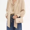 Chloé Iconic Klappengeldbörse an Kette aus glänzendem Leder