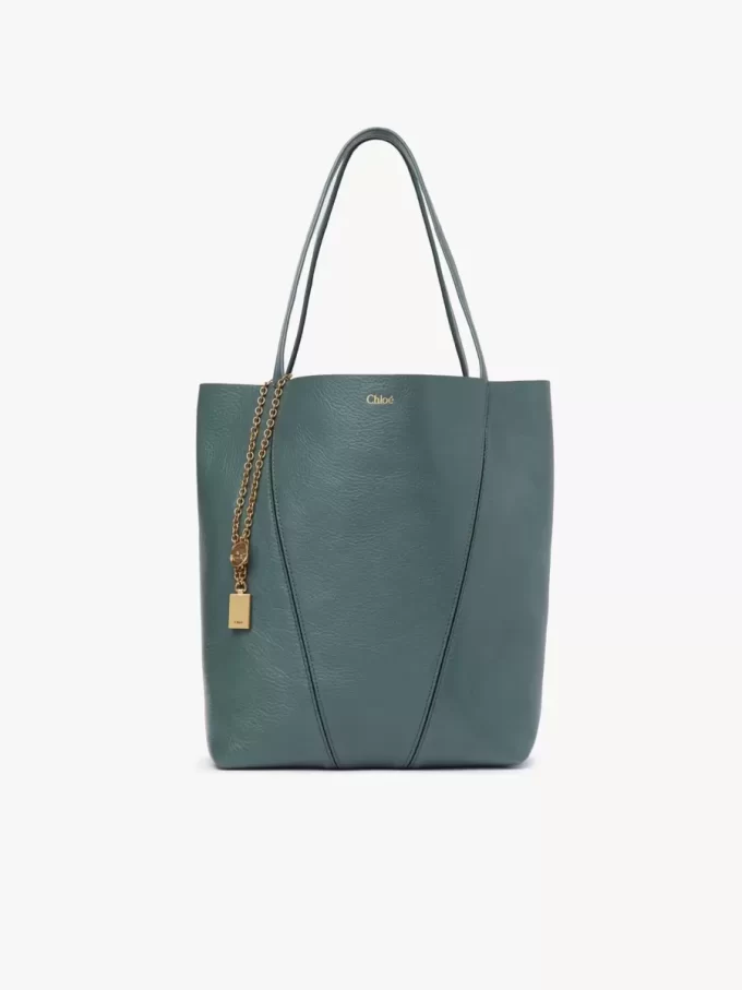 Chloé Spin Tote Bag aus genarbtem Leder Chloé Spin Tote Bag aus genarbtem Leder
