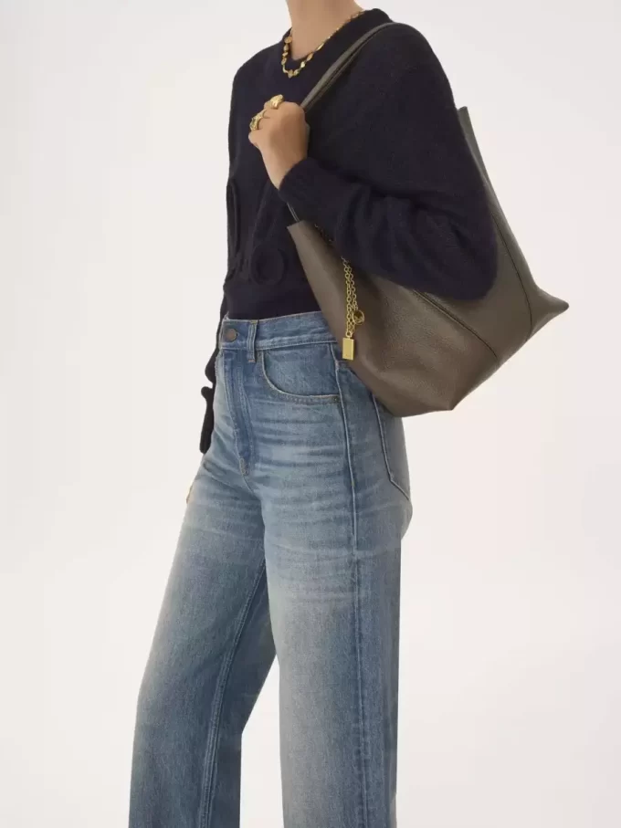 Chloé Spin Tote Bag aus genarbtem Leder Chloé Spin Tote Bag aus genarbtem Leder