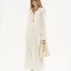 Chloé Spin Tote Bag aus genarbtem Leder Chloé Spin Tote Bag aus genarbtem Leder