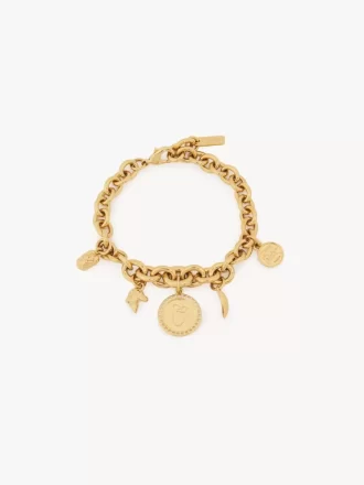 Das Chloé Charms Armband
