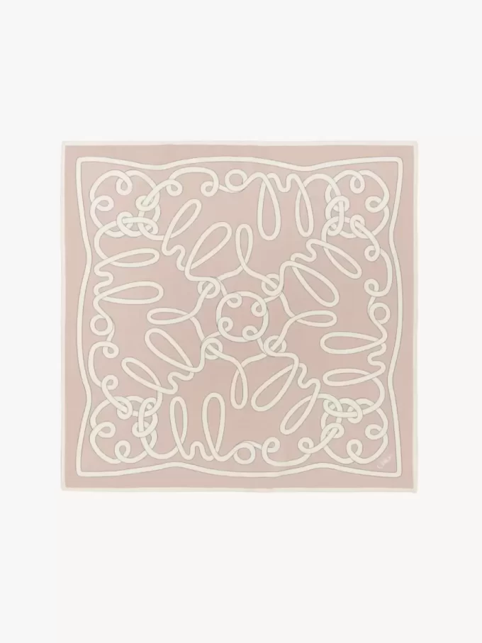 Der Chloé Iconic Print Schal aus Baumwolle und Seide