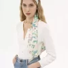 Der Chloé Peonies breiter Bandeau-Schal aus Seidencharmeuse Der Chloé Peonies breiter Bandeau-Schal aus Seidencharmeuse