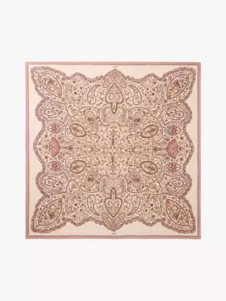 Der quadratische Chloé Paisley-Schal aus Seidentwill