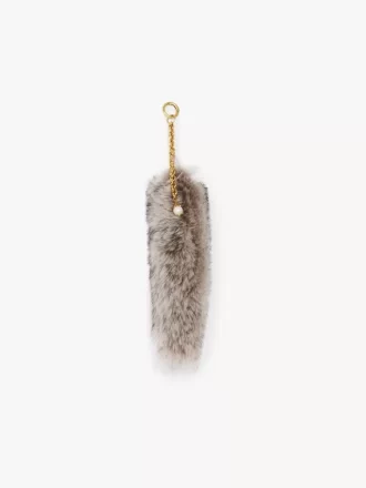Der Treasure Tails-Charme aus Lammfell