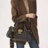 Der Treasure Tails-Charme aus Lammfell Der Treasure Tails-Charme aus Lammfell