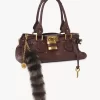 Der Treasure Tails-Charme aus Lammfell Der Treasure Tails-Charme aus Lammfell