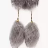 Der Treasure Tails-Schal aus Lammfell Der Treasure Tails-Schal aus Lammfell
