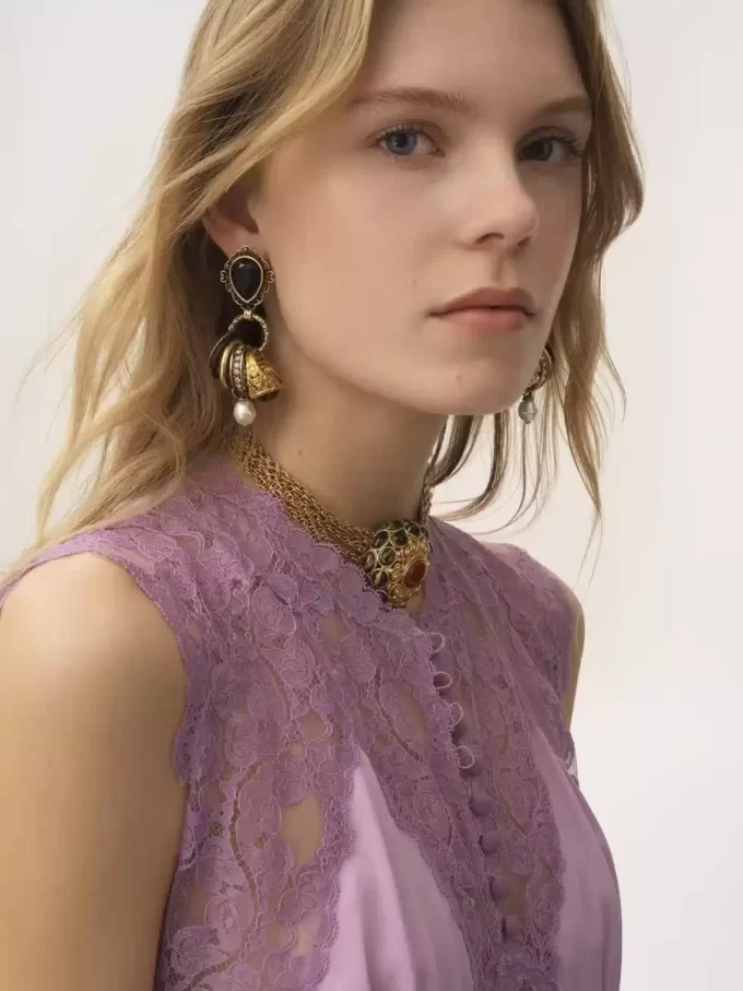 Die Chloé Antique Pearls Ohrringe Die Chloé Antique Pearls Ohrringe