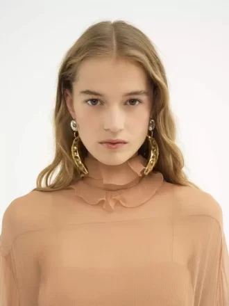 Die Chloé Bananas Ohrringe