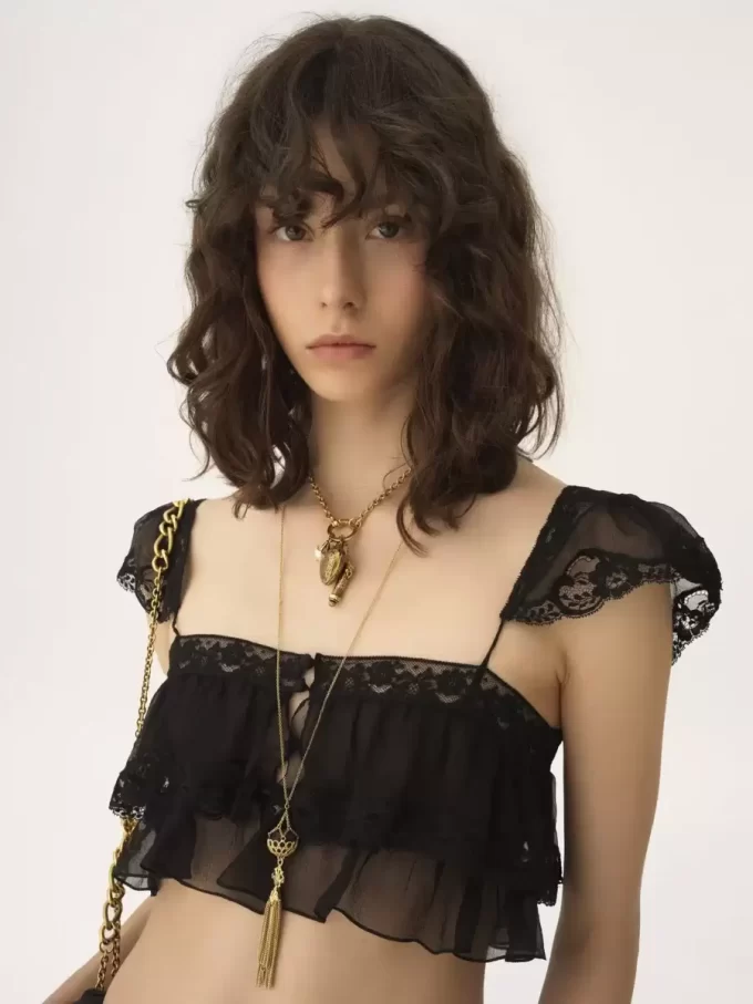 Die Chloé Eternity Anhängerkette Die Chloé Eternity Anhängerkette
