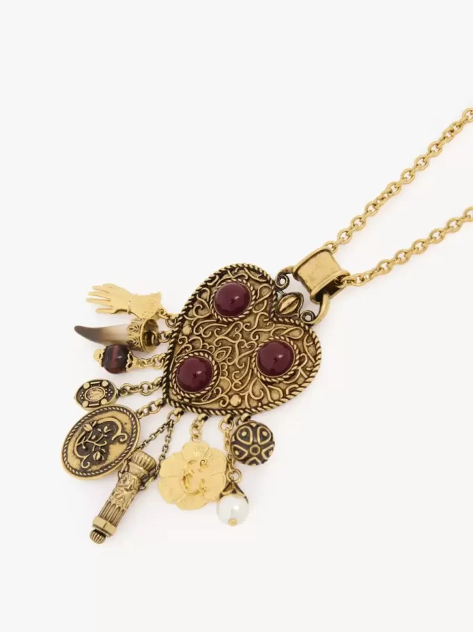 Die Chloé Heartfull Anhängerkette Die Chloé Heartfull Anhängerkette