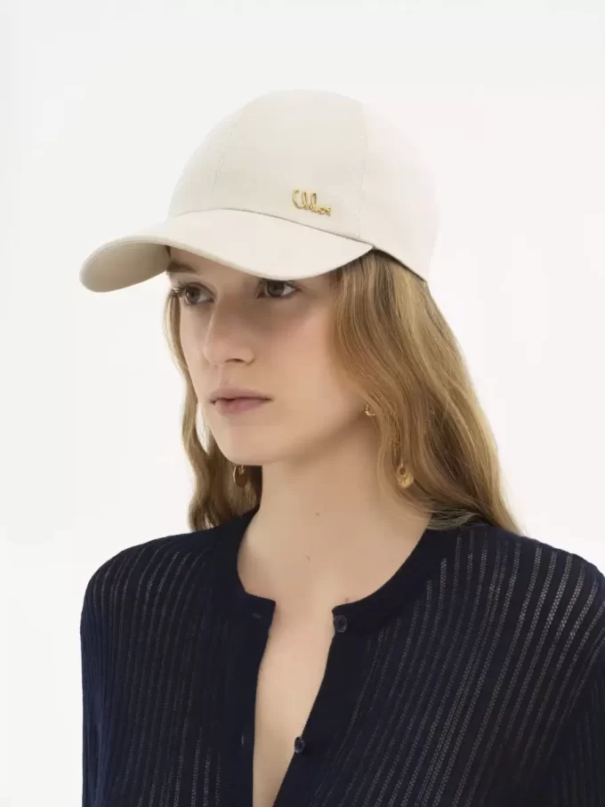 Die Chloé Iconic-Kappe aus Baumwoll-Canvas
