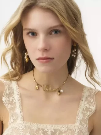 Die Chloé Shells Ohrringe Die Chloé Shells Ohrringe