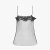 Figurbetontes Tanktop aus bestickter Spitze Figurbetontes Tanktop aus bestickter Spitze