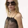 Figurbetontes Tanktop aus bestickter Spitze Figurbetontes Tanktop aus bestickter Spitze