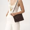Flache Tasche „Summer Banana“ mit Riemen aus Bast Flache Tasche „Summer Banana“ mit Riemen aus Bast
