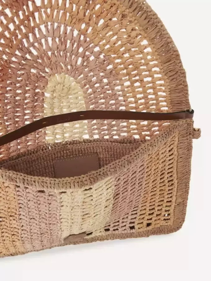 Flache Tasche „Summer Banana“ mit Riemen aus Bast Flache Tasche „Summer Banana“ mit Riemen aus Bast
