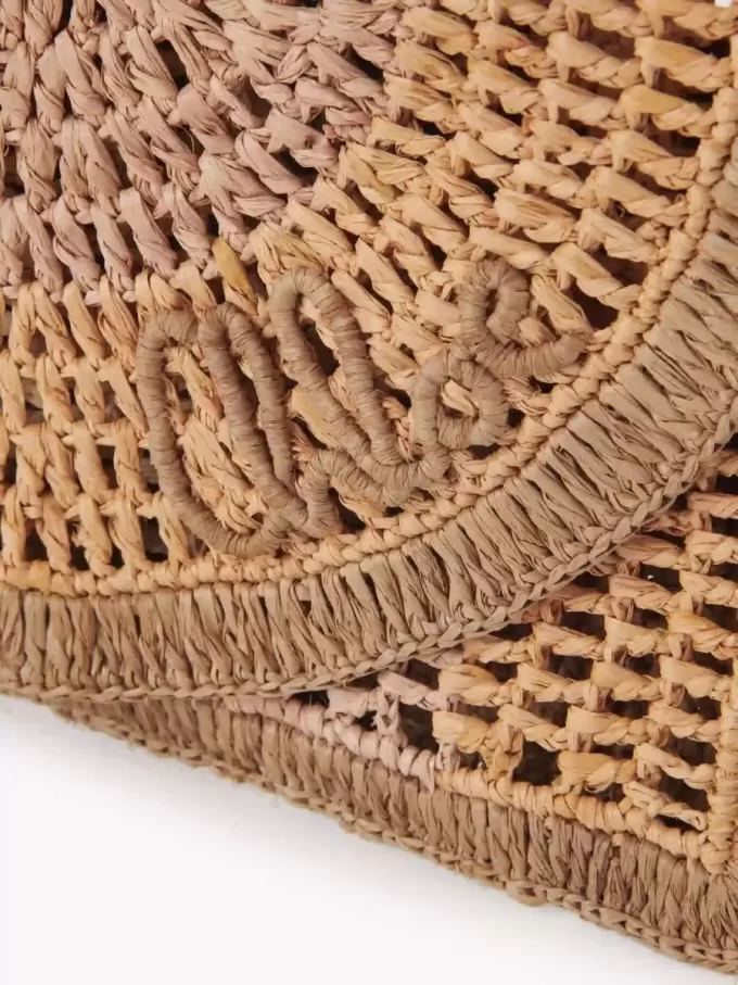 Flache Tasche „Summer Banana“ mit Riemen aus Bast Flache Tasche „Summer Banana“ mit Riemen aus Bast
