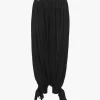 Fließende Bundfaltenhose aus Seidencharmeuse Fließende Bundfaltenhose aus Seidencharmeuse
