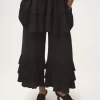 Fließende Hose mit weitem Bein aus Crêpe de Chine Fließende Hose mit weitem Bein aus Crêpe de Chine