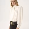 Geraffte Bluse mit Schalband aus Crêpe de Chine und Spitze Geraffte Bluse mit Schalband aus Crêpe de Chine und Spitze
