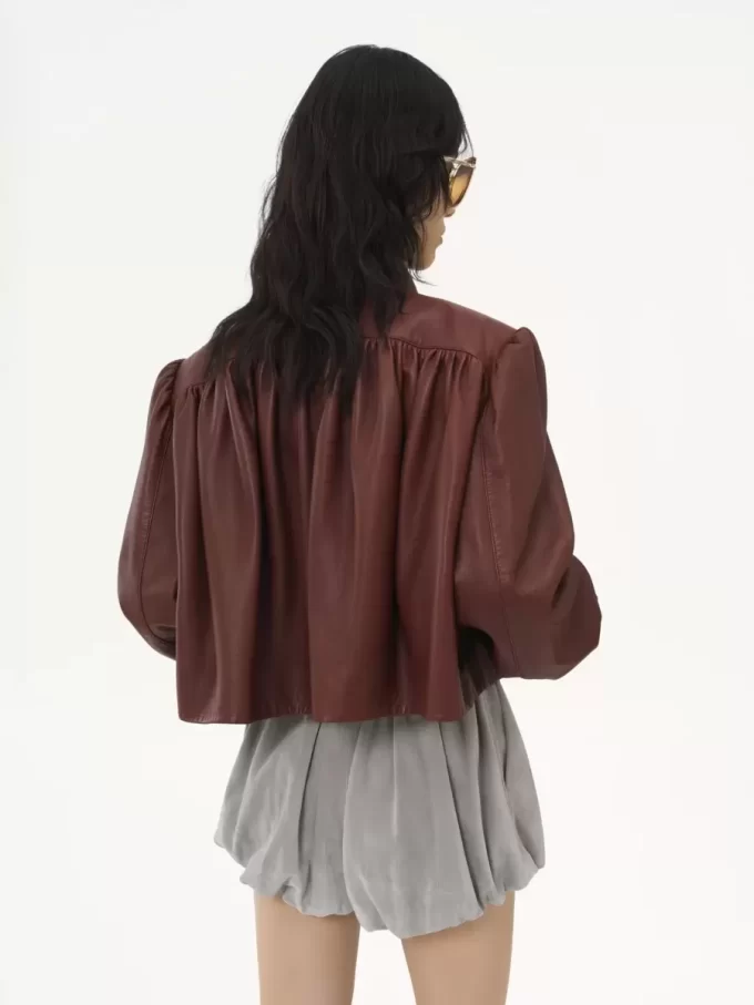 Geraffte Boule-Jacke aus Leder Geraffte Boule-Jacke aus Leder