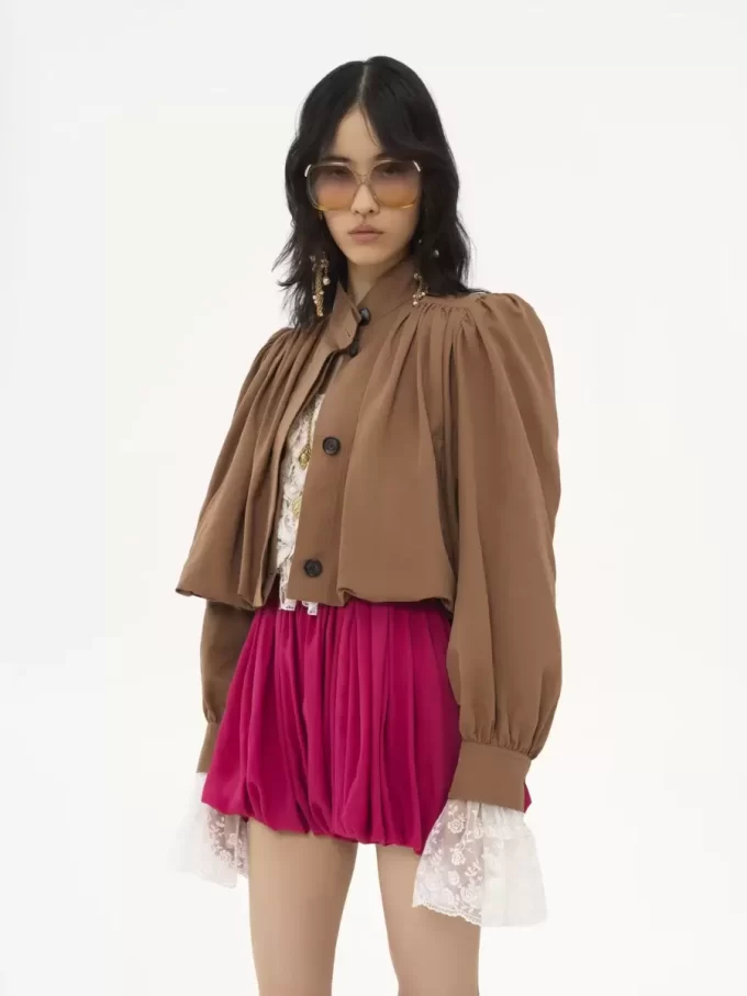 Geraffte Boule-Jacke aus Leinen und Baumwolle