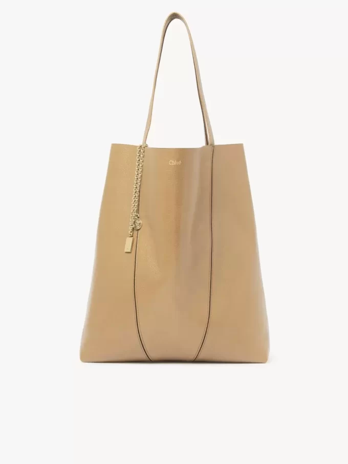 Große Chloé Spin Tote Bag aus genarbtem Leder Große Chloé Spin Tote Bag aus genarbtem Leder
