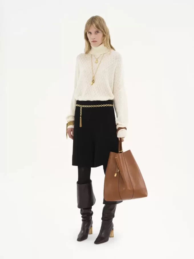 Große Chloé Spin Tote Bag aus genarbtem Leder Große Chloé Spin Tote Bag aus genarbtem Leder