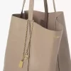 Große Chloé Spin Tote Bag aus genarbtem Leder Große Chloé Spin Tote Bag aus genarbtem Leder