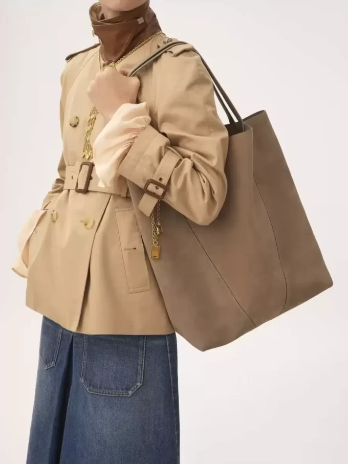 Große Chloé Spin Tote Bag aus Wildleder Große Chloé Spin Tote Bag aus Wildleder