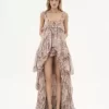 High-Low-Rüschenkleid aus Seidenmousseline High-Low-Rüschenkleid aus Seidenmousseline