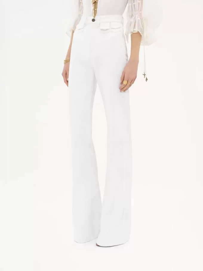 High-Rise-Flare-Jeans aus Denim High-Rise-Flare-Jeans aus Denim