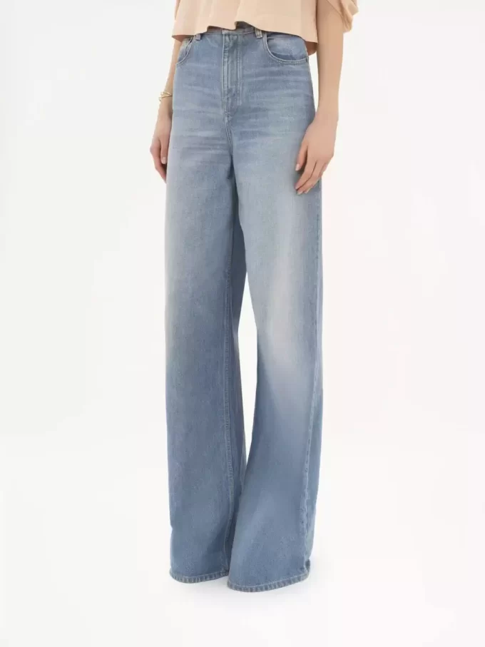 High-Rise-Jeans mit weitem Bein aus Denim High-Rise-Jeans mit weitem Bein aus Denim