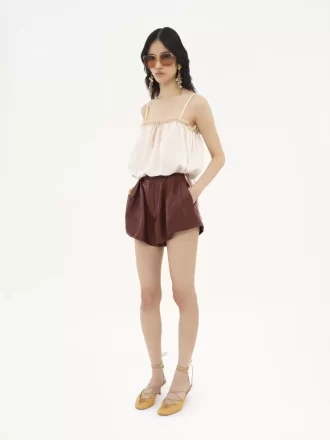 High-Rise-Shorts aus Leder