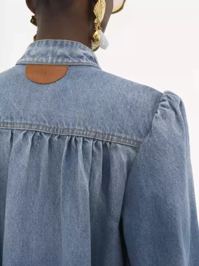 Hochgeschlossene, geraffte Jacke aus Denim