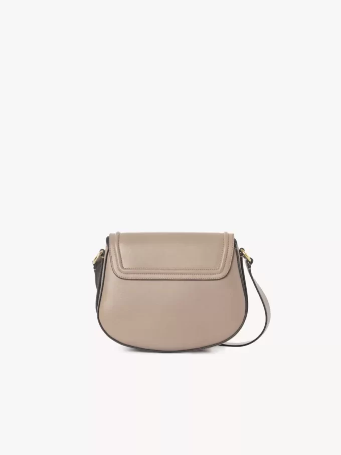 Horse Medal Satteltasche aus genarbtem Leder Horse Medal Satteltasche aus genarbtem Leder