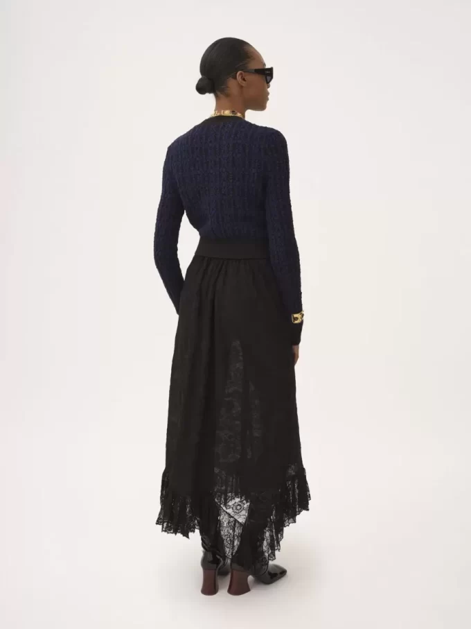 Kastenförmiger Rollkragenpullover aus Woll- und Seidenstrick
