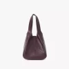 Kleine Chloé Balloon Tasche aus genarbtem Leder Kleine Chloé Balloon Tasche aus genarbtem Leder