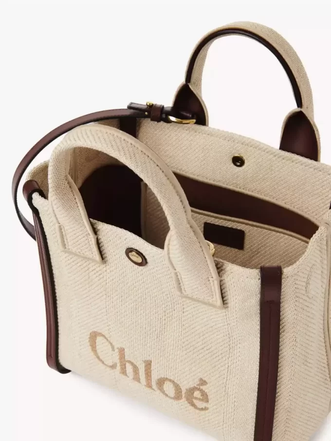 Kleine Chloé Carry-Einkaufstasche aus Fasern mit Basteffekt Kleine Chloé Carry-Einkaufstasche aus Fasern mit Basteffekt