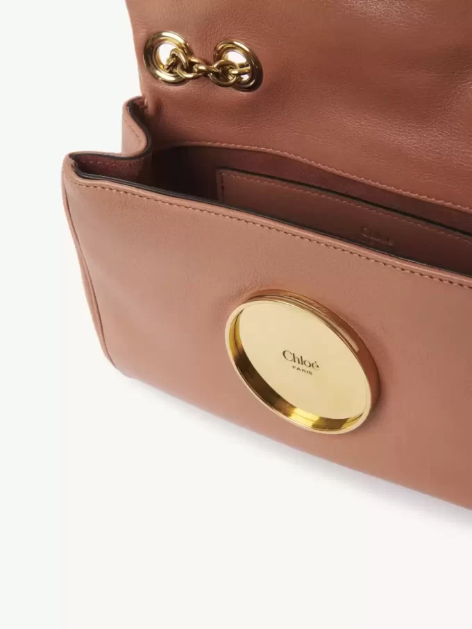 Kleine Chloé Heritage Umhängetasche aus genarbtem Leder Kleine Chloé Heritage Umhängetasche aus genarbtem Leder